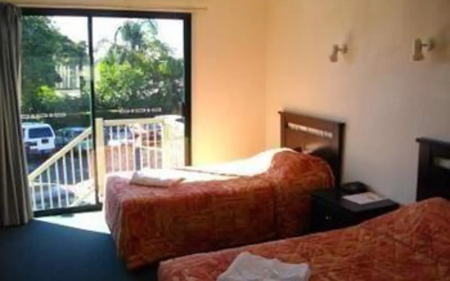 Wallaby Hotel