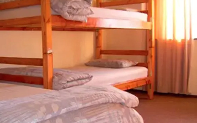 Stellenbosch Travellers Lodge Hostel