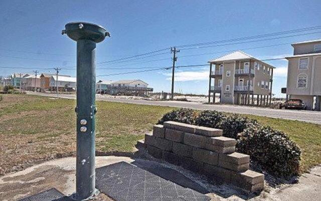 Gulf Shores Surf & Racquet 715A