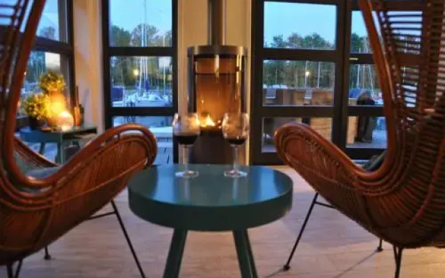 Nautic Rentals - Watervilla's Zuiderhoeve