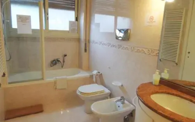 Maison A Bed  Breakfast