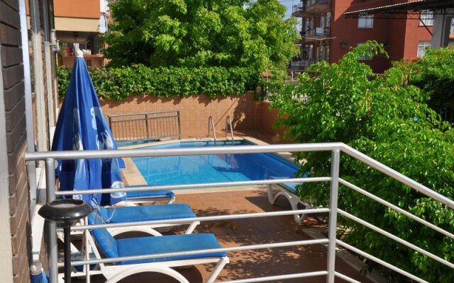 Best House Villa Park