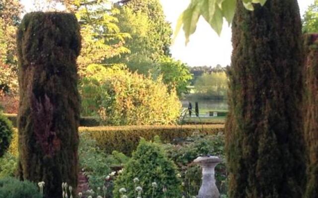 Chippenham Park Kitchen Garden Rooms