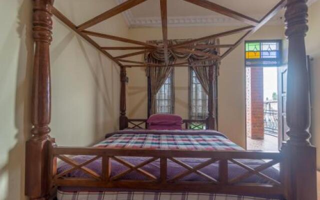Joglo Kalkun Guest House
