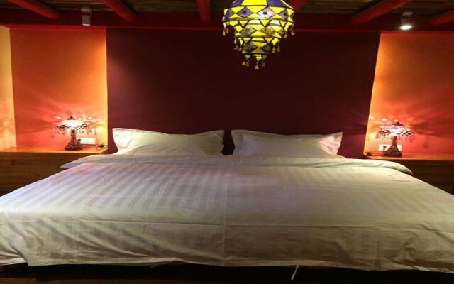 Ruo Chujian Youth Hostel
