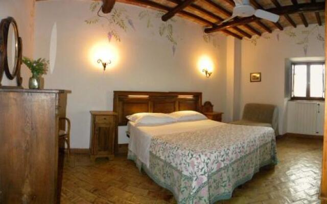 Borgo Di Ceri B&B