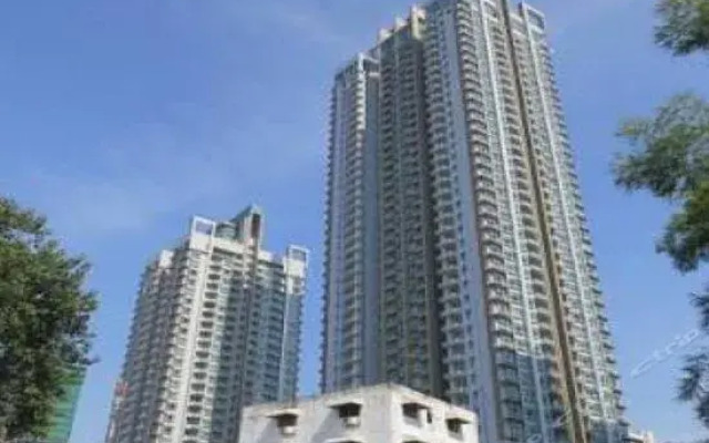 Circle Condominium