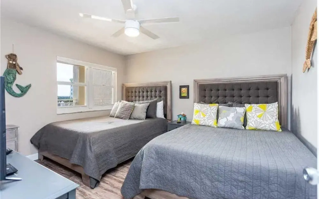Shores Club 302 - Two Bedroom Condo