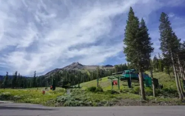 Sun Meadows Condo at Kirkwood 1 bdm
