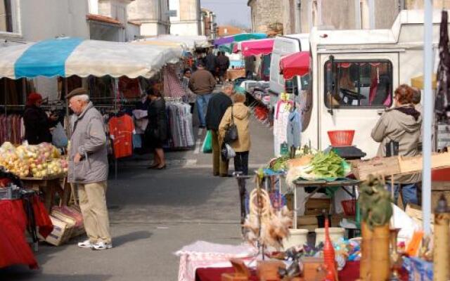 La Maison des Grands Bambous