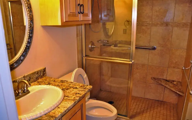 Inlet Point Villas 1F 2 Br condo by RedAwning