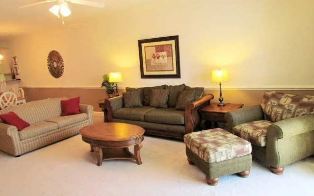 Magnolia Pointe 302 4827P 3 Br condo by RedAwning