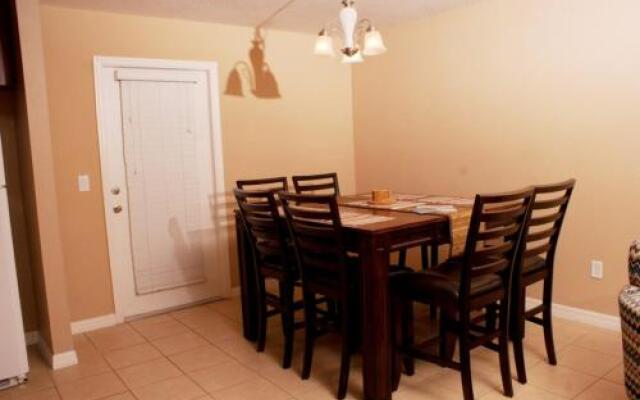 Townhome with Community Pool & Tennis - 3 Br Townhouse