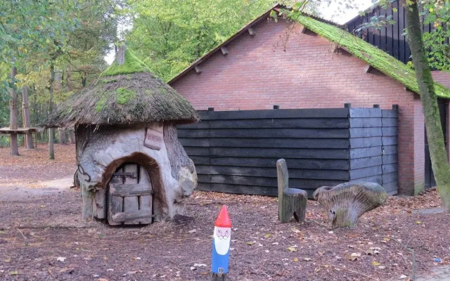 Het Koetshuis