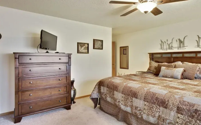 Fairway Village 12