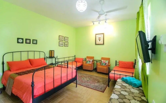 The Neem at Banda Hilir Chalets