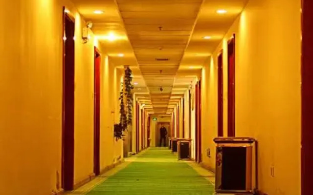 GreenTree Inn Gansu Tianshuilantiancheng Square Hotel