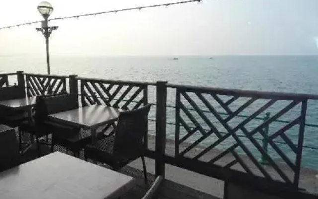 Maison Chaussey Guest House