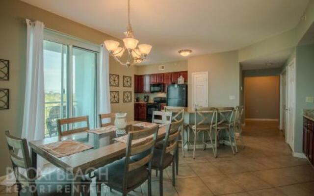 Legacy Towers-Legacy II 709 Deluxe