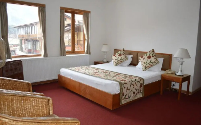 Pahalgam hotel
