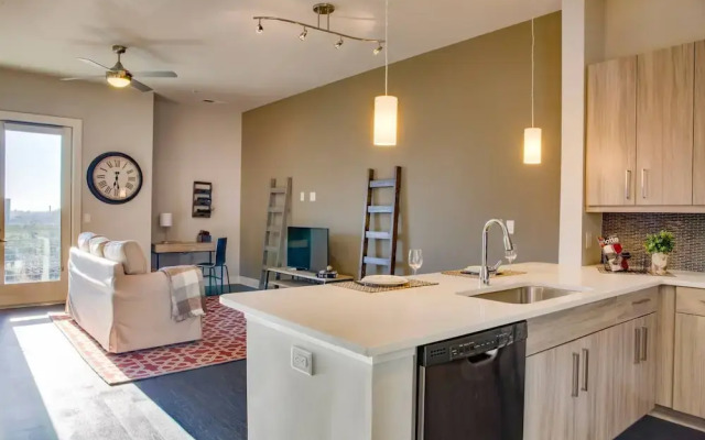 Stunning 1BR Apt In Uptown Near Ballpark