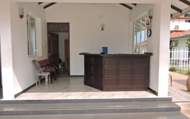 Platinum Marawila Hotel