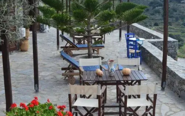 Electra Syros Boutique Hotel