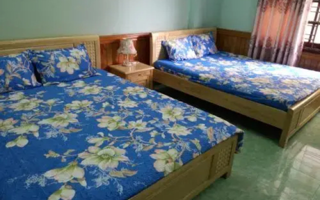 Son Ha Hotel