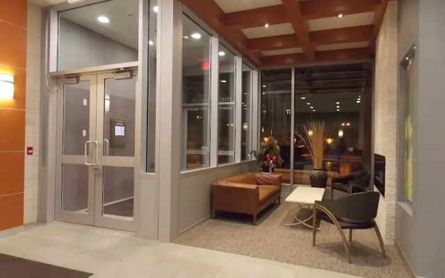 Executive Suites by Roseman - Allura