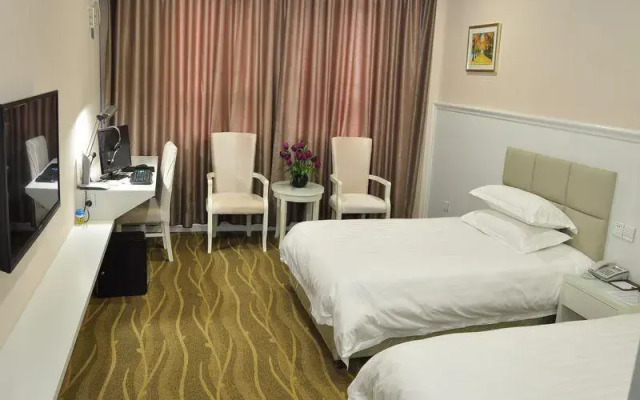 Ease Hotel (Hefei Wulimiao Subway Station)