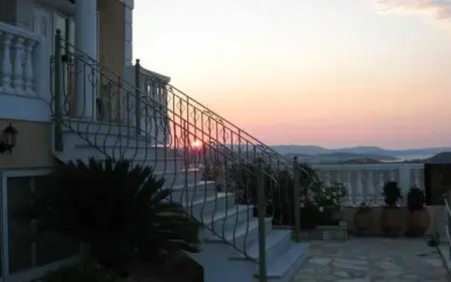 Irini's Villa