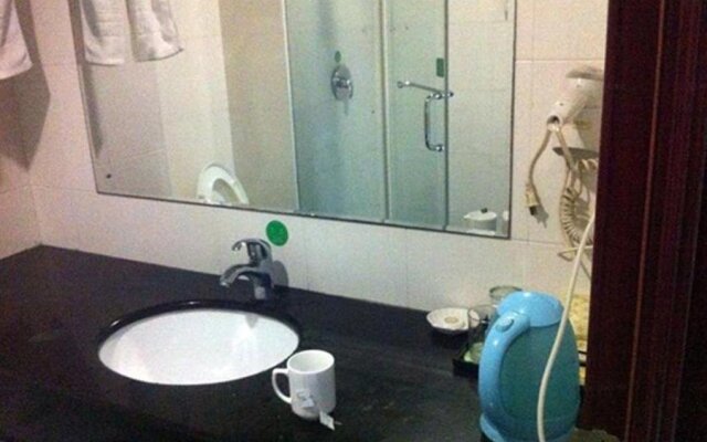 Yinhai Lijing Hotel