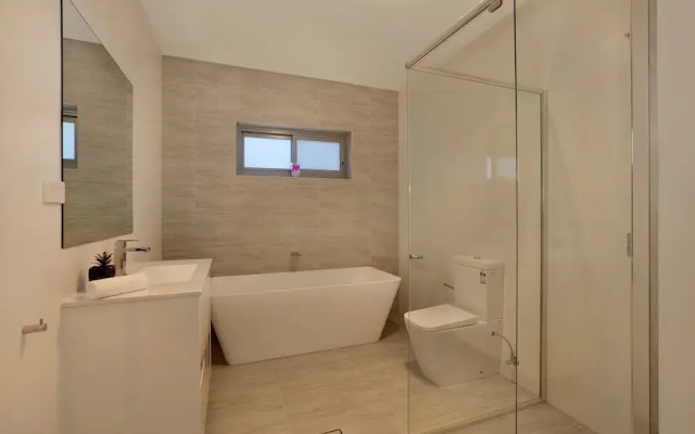 Greenacre Villas - Sydney