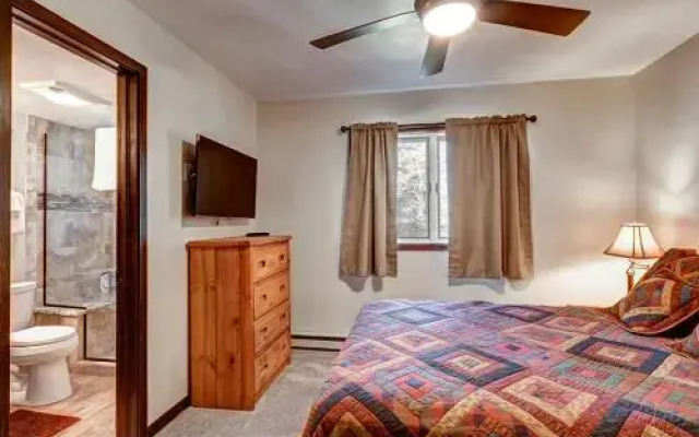 1001 Grandview C14 Condo