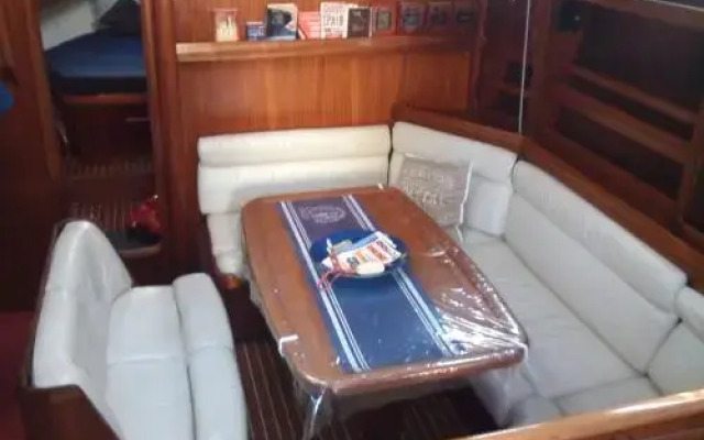 Barcelona Downtown Yacht