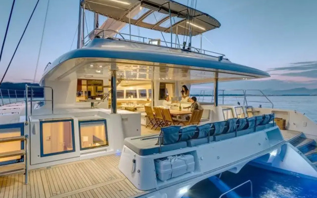 Dream Yacht Charter Private Crewed Yacht