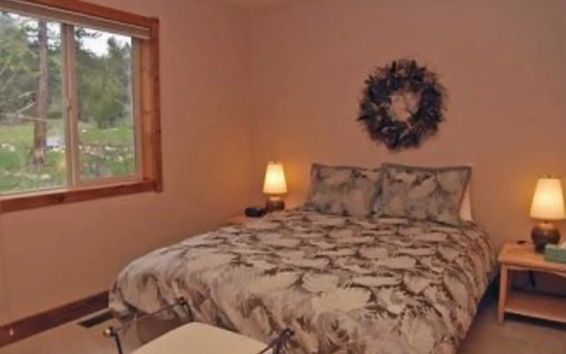 Trailside Villa
