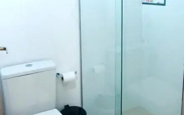 OYO Hotel Economy