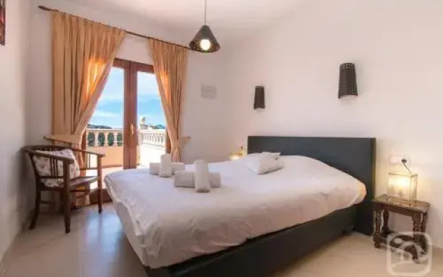 Abahana Villas Octavio