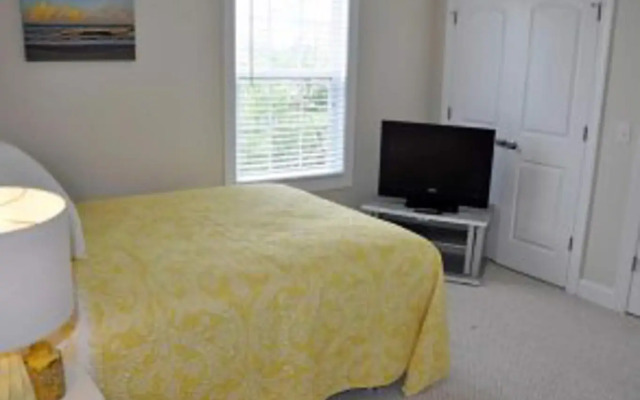 Oceans Edge 101 4 Br condo by RedAwning