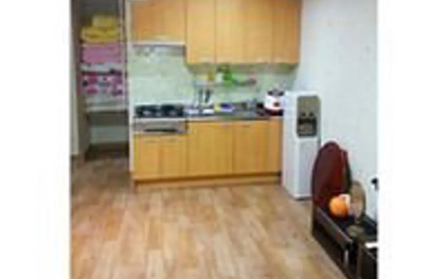 Gangneung Pine & Cinnamon Tree Pension