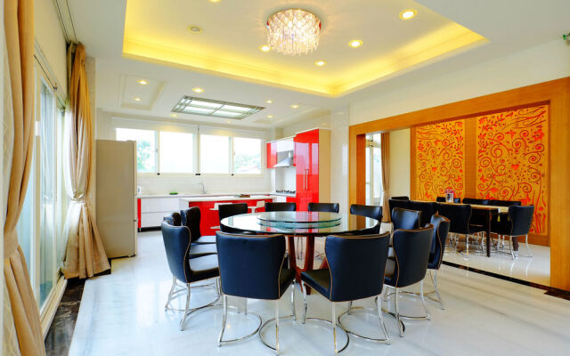 Villa 79