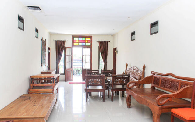 艾里巴厘岛丹帕沙塞拉坦新路伍拉赖 615 号酒店(Airy Denpasar Selatan Bypass Ngurah Rai 615 Bali)