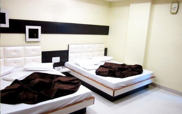 Hotel Shahanshah Palace
