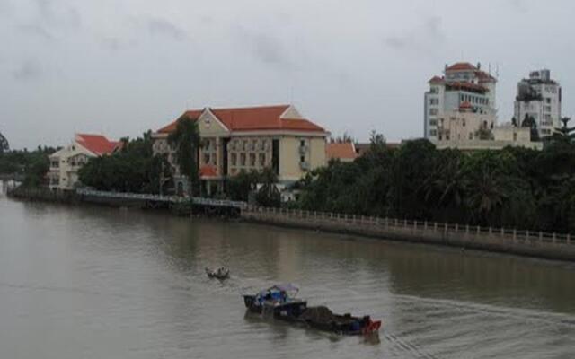 Chuong Duong Hotel