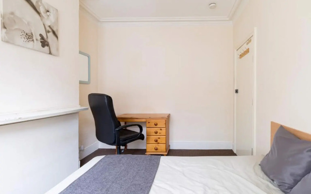 Birmingham Guest House 9