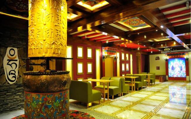 Ruo Chujian Youth Hostel