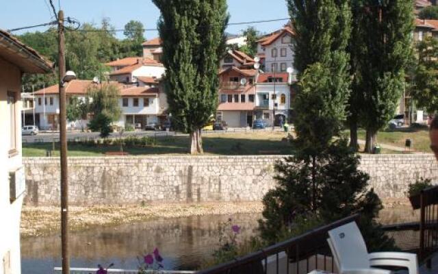 Toplik Rooms in Sarajevo, Bosnia and Herzegovina from 97$, photos, reviews - zenhotels.com
