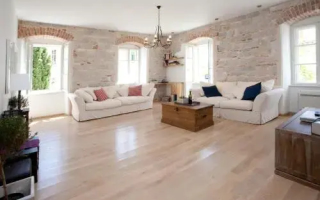 Stylish Theatre Apartments