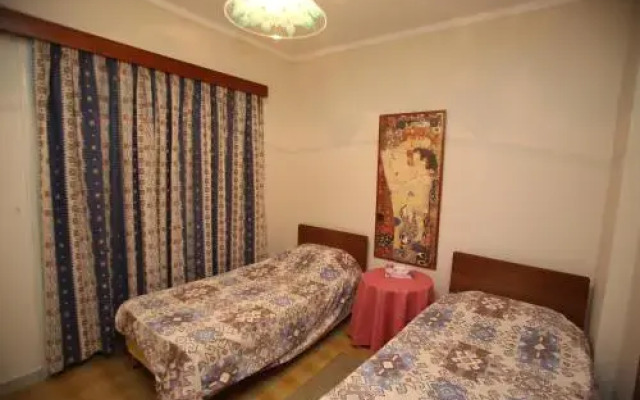 Moniatis Country House